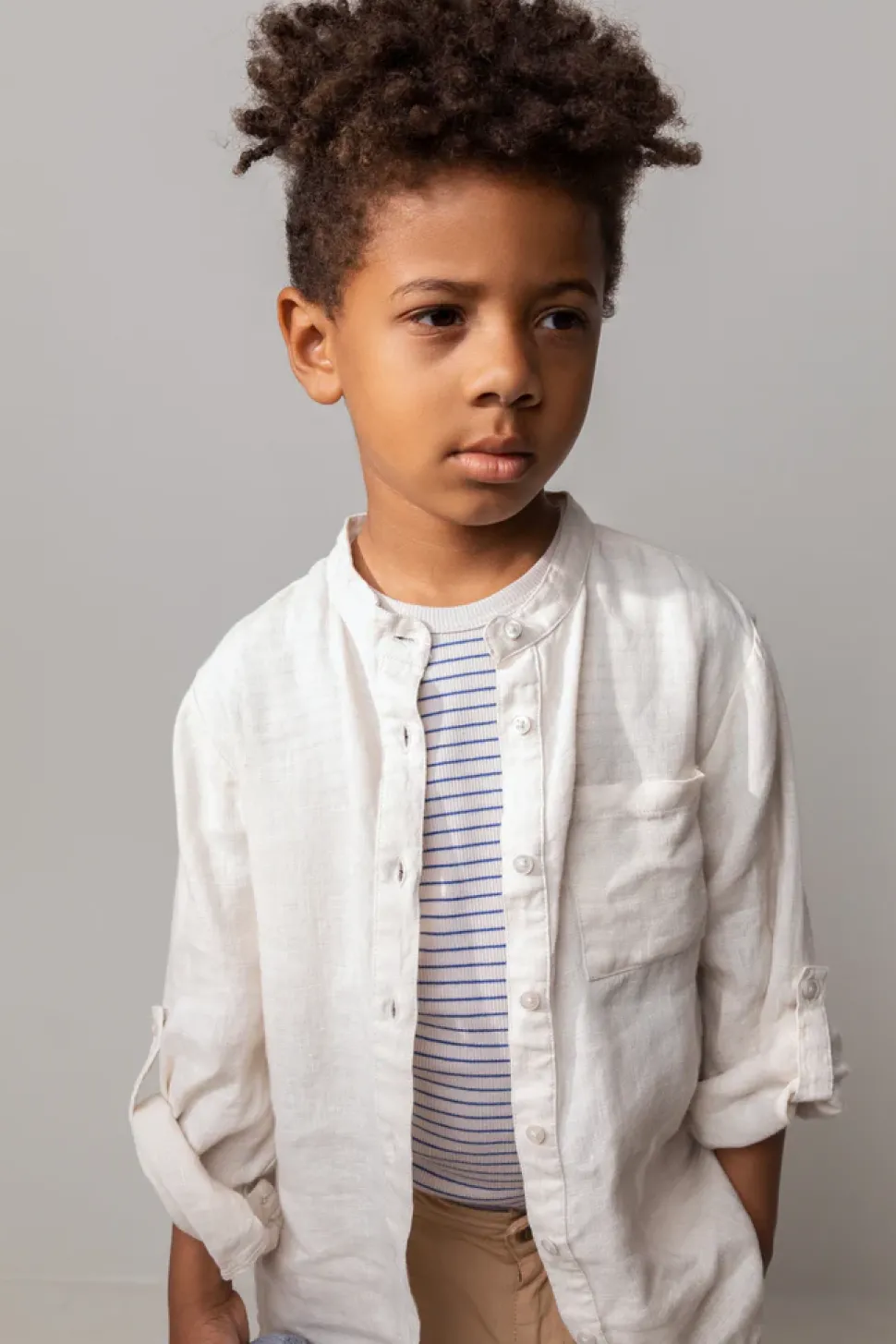 Tago, T-Shirt