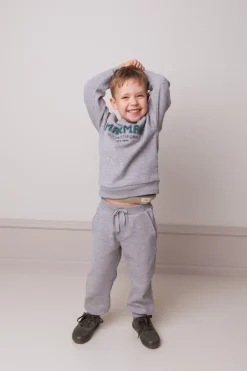 Theos, Sweatshirt